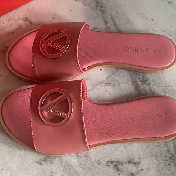 COPY - 🌸Brand new Pink Valentino slides 39🌸 - Picture 4 of 5